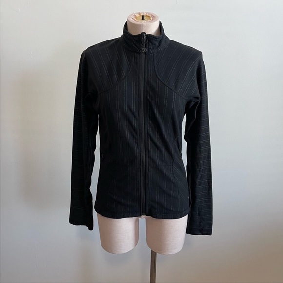 LULULEMON Black Stripe Zip Up Jacket Activewear - Picture 2 of 8